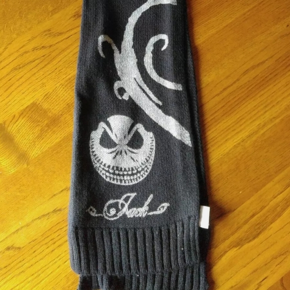 Disney Accessories - Nightmare Before Christmas Jack Skellington scarf